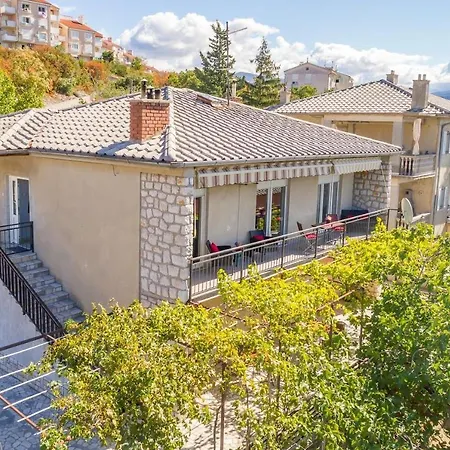 Svetic Apartman Novi Vinodolski