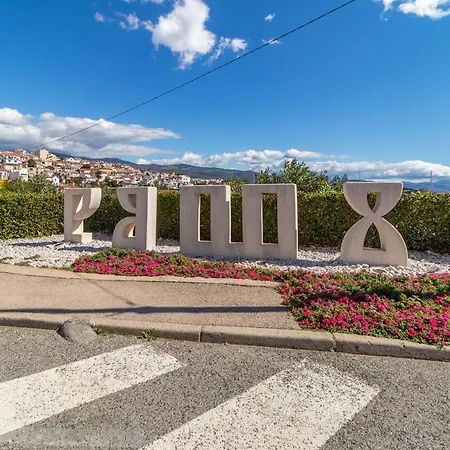 Svetic Apartman Novi Vinodolski